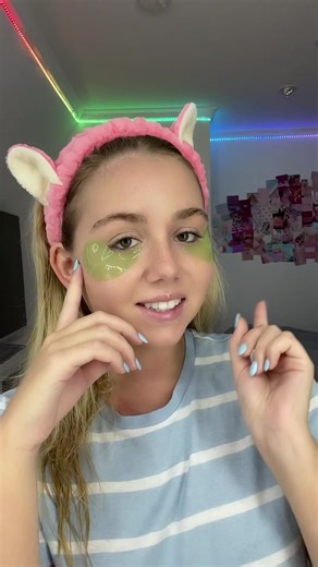 Dalia's Make-up Routine: Ungefragt aber Unterhaltsam!