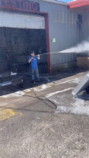 22 reactions | The Bosses boy is putting in some work欄❄️ #IceboxCoolingSystems #Icebox #RSHculture #IceboxPerformance #RadiatorSupplyHouse #Reels | Icebox Performance | Facebook