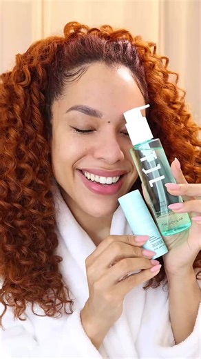 Remoção Eficaz de Cravos com Freshen Cleansing Oil