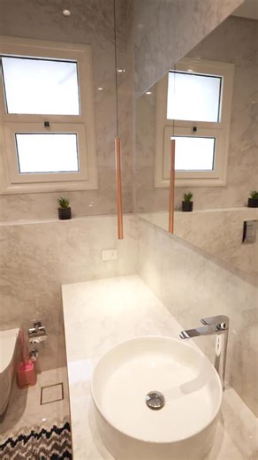 Master Bedroom Bathroom ✨. Designed and Executed by 𝗗𝗔𝗣𝗣𝗘𝗥 𝗗𝗘𝗦𝗜𝗚𝗡𝗦. Contact us : 01022284445 #dapperdesigns #dapperlydone #interiordesign #moderninteriors #luxuryliving #interiorinspiration #timelessdesign #warminteriors | Dapper Designs