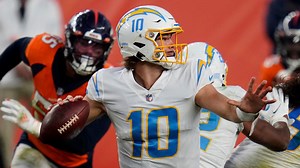 133K views · 911 reactions | The first half of the season and these are Justin Herbert's stats... : 67.4% completions, 1,820 yards & 15 TDs : #LVvsLAC -- Sunday 4:05pm ET on FOX : NFL app // Yahoo Sports app | NFL | Facebook