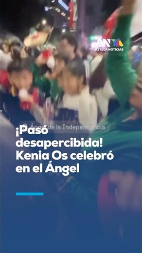 Kenia Os goes undercover at the Angel of Independence and drives social media wild