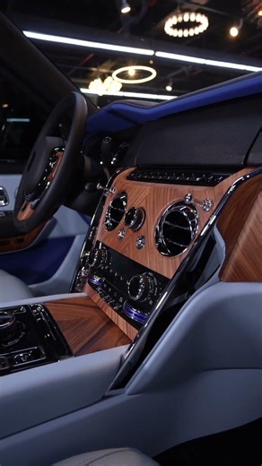 Pure Elegance in Carbon | Rolls-Royce Cullinan Transformed by Onyx Concept Bespoke Automotive Art