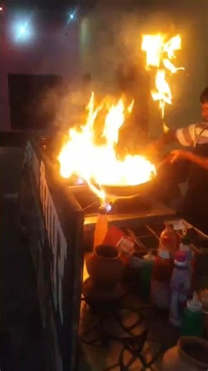 How to Use a Wok Without Ruining Your Pan