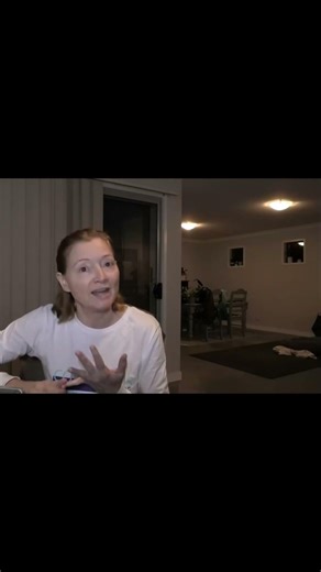 HOW TO TEACH MY DOG TO BE CALM | HOW TO GET MY DOG TO LISTEN TO ME | HOW DO I TRAIN MY DOG TO LISTEN