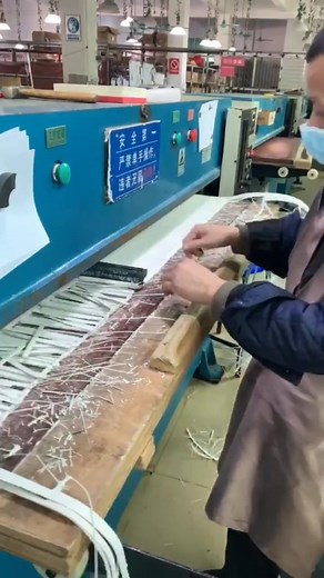 Leather Cutting Machine for Shoe Making Industry