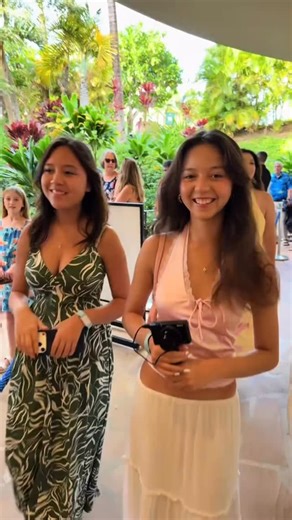 Went to our first Luau at the @thewestinmaui! It was such an amazing night. They put on an incredible show and the food was fantastic. | My Healthy Dish