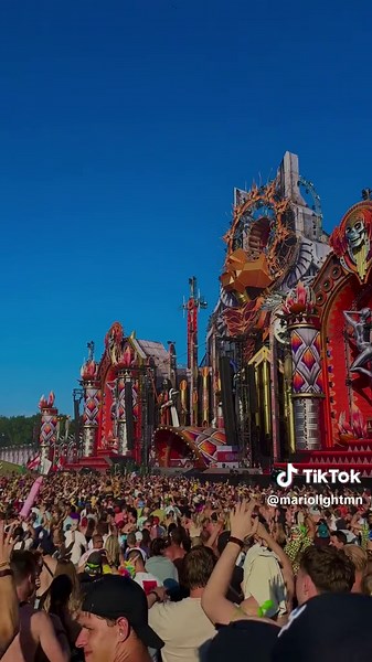 Scrap Attack: Defqon.1 2009 Anthem by Headhunterz