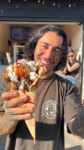 ❤️ NUEVO CHANTE en San Francisco de Heredia @fresasywaffles una nueva ventanita especializada en Waffles pero se mandan también con fresas con crema combinando los productos de una manera bastante innovadora. 📍Del colegio Manuel Benavides 500 metros Oeste. . . #costarica🇨🇷 #heredia | Fabian Recomienda