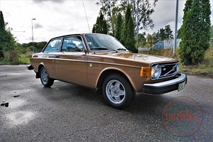 VOLVO 142 GRAND LUXE - 1974 - tomax Samlarbilar
