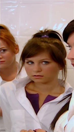 Ayşegül Bilmeden Sihir Yaptı! #AcemiCadı