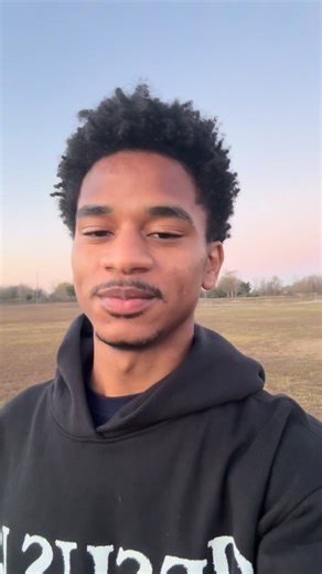 arrington on Instagram: "Episode 3: runnington on the run 👏🏽 #runnington (had to repost) #runningtips #arrington #runningmotivation Hoodie: @matthewsix__ Pants: @fableticsmen Shoes: @asics Song: Alex Jean - I need faith"