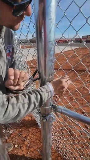How to stretch chain link