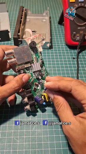 Replacing 2 pregnant elcos on dvbt2#elcos #dvbt2 #settopbox #replacement