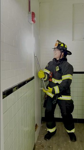 Defeating interior doors with a Halligan