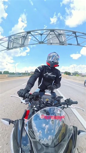 Work hard play hard #trucking #biker #aprilia #cascadia #otrdriver #windtherapy #lifehack #pov #fun