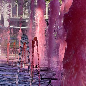 4.3K views · 290 reactions | [#OctobreRose] Saint-Étienne en rose ! L'eau des fontaines a été colorée en rose pour sensibiliser les Stéphanoises au dépistage du cancer du sein.  | Ville de Saint-Étienne | Facebook