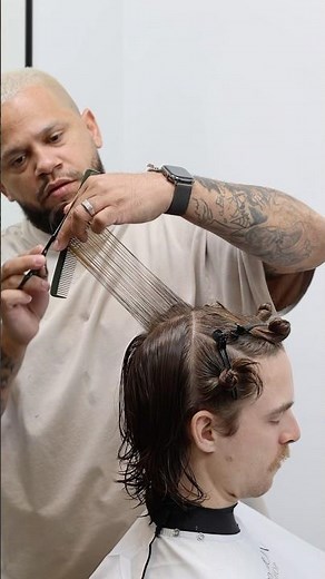 How to cut men’s hair with. #squarelayers #menshair #menscut #menslonghair #hairstyle