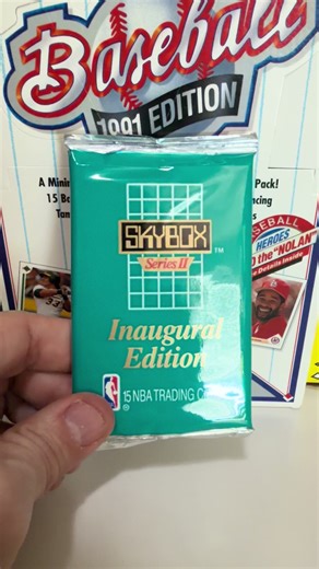1990 Skybox Series 2 NBA Basketball Pack Rip #baseballcards #nba #sportscards