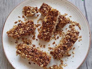 How To Make Granola Bars | Easy Granola Bars Recipe Video