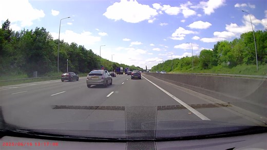 Why is this always a Prius sitting in lane 3?!? #dashcam #Prius #idiot #baddrivers #viralvideoシ | Nobhead Drivers | Facebook