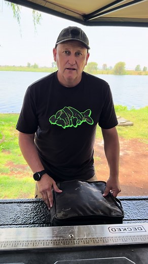 Korda Dark Camo Singlez Bag: Eliminate Fishing Hassles