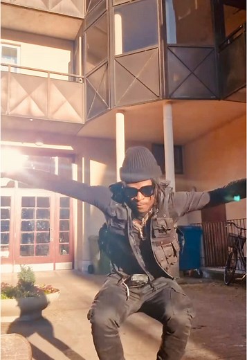 Dancehall Vibes: Old School Reggae in Costa Rica