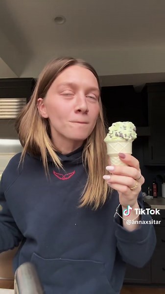 Mint Chocolate Chip Ice Cream Review: Refreshing Delight