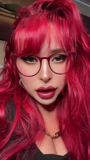 That’s it! I’m moving!!!#adulting #redhair #comedyshorts #rubysroom#dothingsyoudontwanttodo