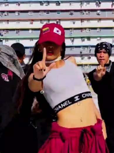 Cover de K-Pop: Coreografía de Jennie al Estilo Blackpink