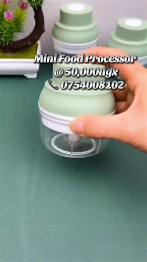 Portable mini Food Processor available at only 50,000ugx. Call/WhatsApp 0754008102. #Kitchengallery #chopper #essentials #homedecor #protestvote