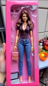 Just take Marianne out of the box and play with her! But if you can’t find her on store shelves subscribe to her Savvy Planet newsletter with tips for women who are not done yet and want to thrive. Satisfaction guaranteed! Do it right here: https://savvy-planet.com/pages/join-the-savvy-planet-community | Sirott and Murciano