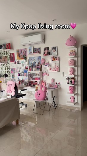 Exploring My Kpop Room: BTS, Blackpink, NCT, and More!