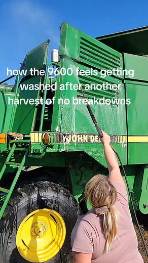 gotta reward good behavior #johndeere @WItitan2 @Everyone knows Dallas