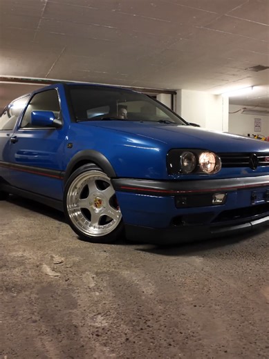 Vibes and Colour Concept: Golf 3 GTI Showcase