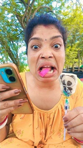 She Ate Her Ice Cream... With a Fly Inside#shorts #4118#🍋🍋🥭🥭