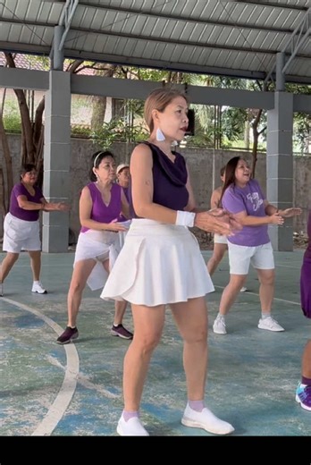 Violet Outfit Ideas for a Bold and Calm Look