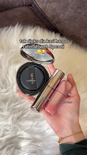 Timephoria Makeup Tutorial: Contour, Blush, and Foundation