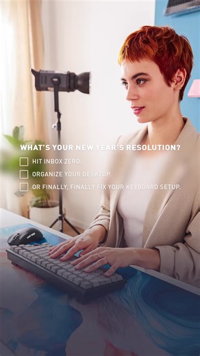 New year. New goals. But let’s keep them realistic 😌 Not every resolution has to be life-changing. Sometimes it’s enough to improve the little things you use every day. A desk that feels better. Typing that’s a bit calmer. A setup that supports long workdays instead of fighting them. Renminding yourself to not sit like a bagel. Small changes are easier to stick to. And they make a bigger difference than you think. What’s one small office change you want to keep this year?