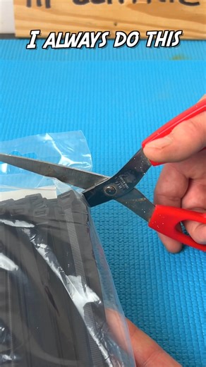 1.5M views · 27K reactions | The correct way to open these kind of packets. #tipcentric #tips #tipsandtricks #tools #diy | TIP Centric | Facebook