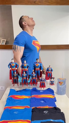 Coleção Superman (2025) - Action Figure - Review - DC Comics.