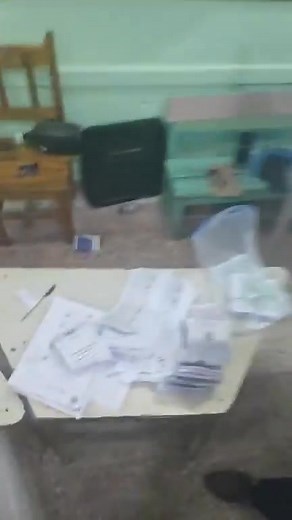 🚨⚡️ الصناديق مفتوحة ... بعد التاكد من الواقعة وحدوث تلاعب وتقديم الطعون | اللجنة القضائية المشرفة على انتخابات مجلس النواب بدائرة المنتزه بالإسكندرية: استبعاد جميع الأصوات بأحد الصناديق بمدرسة مصطفى مشرفة بعد ورود طعون . #قناة_SUMMARY #مصر #انتخابات٢٠٢٥ #المنتزه #الاسكندرية #أخبار #محمد_ممدوح #عاجل | Summary Channel