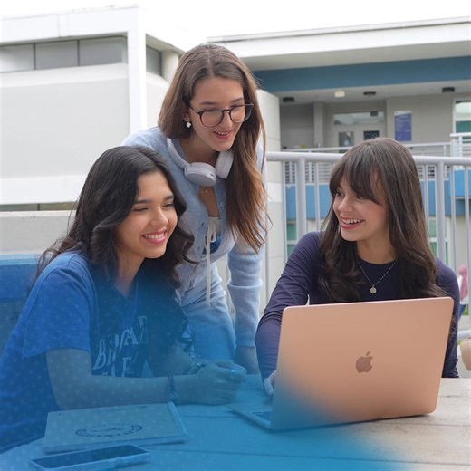 Start at Broward College, finish at a Florida university. Earn your two-year degree and get guaranteed admission to any state university in Florida. Smart start. Smooth transfer. | Broward College