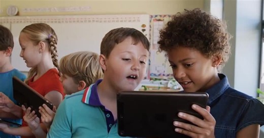 New law bans Utah students from using cell phones in school