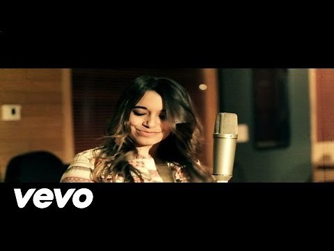 Paula Rojo - Suena A Country