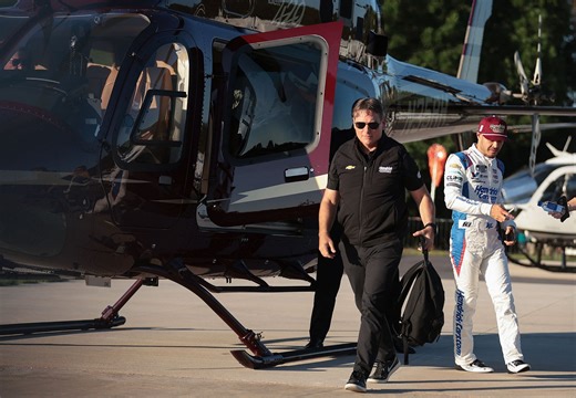 WATCH: Kyle Larson touches down at NWS for All-Star race in helicopter