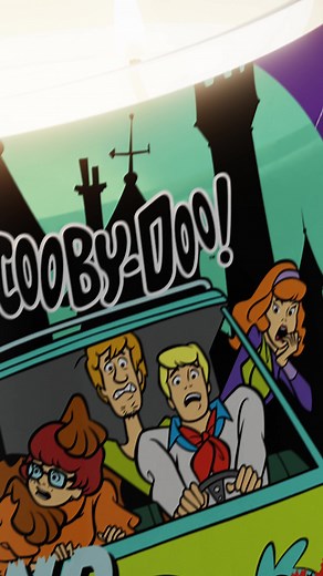 👻🔦 Ruh Roh, Scooby-Doo!™ This Halloween, join Scooby-Doo™ and the gang in their love of mysteries; they’ll need your help to unmask the terror of the forbidden forest! Collect all six official Scooby-Doo!™ candles exclusively at Goose Creek! | Goose Creek