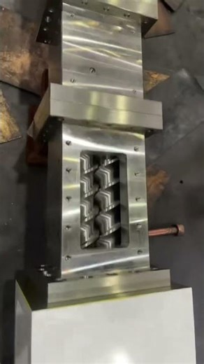 Extruder machine testing #twinextruder#gearbox#screw barrel