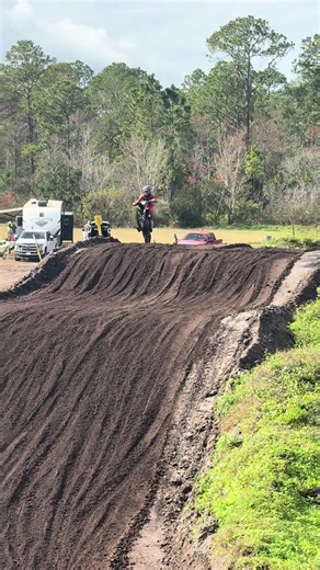 Chirping Reeds and Unique Styles