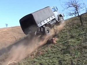 30K views · 402 reactions | Sobe até em parede Curta Blog do Caminhoneiro Acesse https://blogdocaminhoneiro.com/ | Blog do Caminhoneiro | Facebook